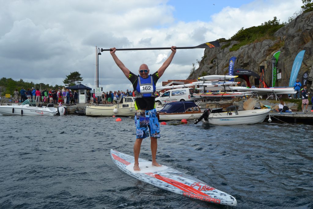 Det er mulig å delta i Blindleialøpet med SUP. Foto: Elisabeth Høibo©Visit Sørlandet
