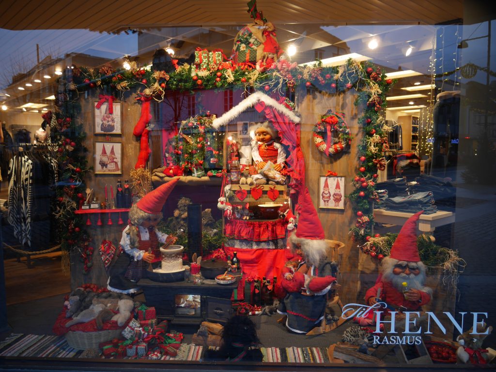 Ja, til shopping i julepynta butikker. Foto: E. Høibo©Visit Sørlandet
