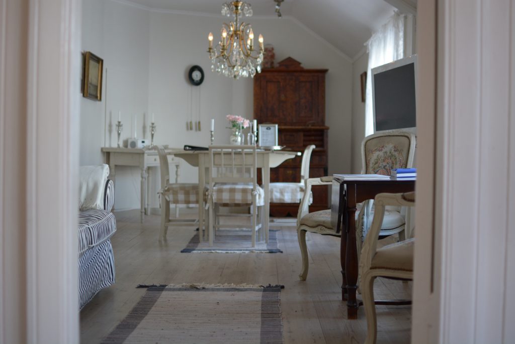 Overnatt i romantiske sjømannssuiter på Det lille hotel i Risør.