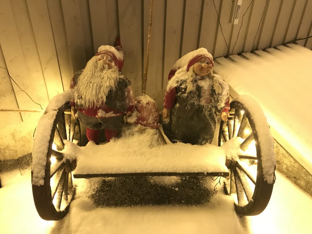 Nisser på Julekrysset på Hornnes