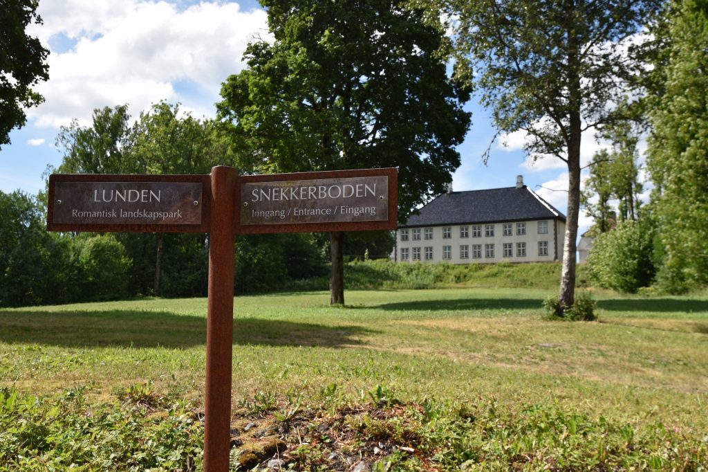 Gå en tur i den romantiske landskapsparken Lunden. Foto: Elisabeth Høibo©Visit Sørlandet