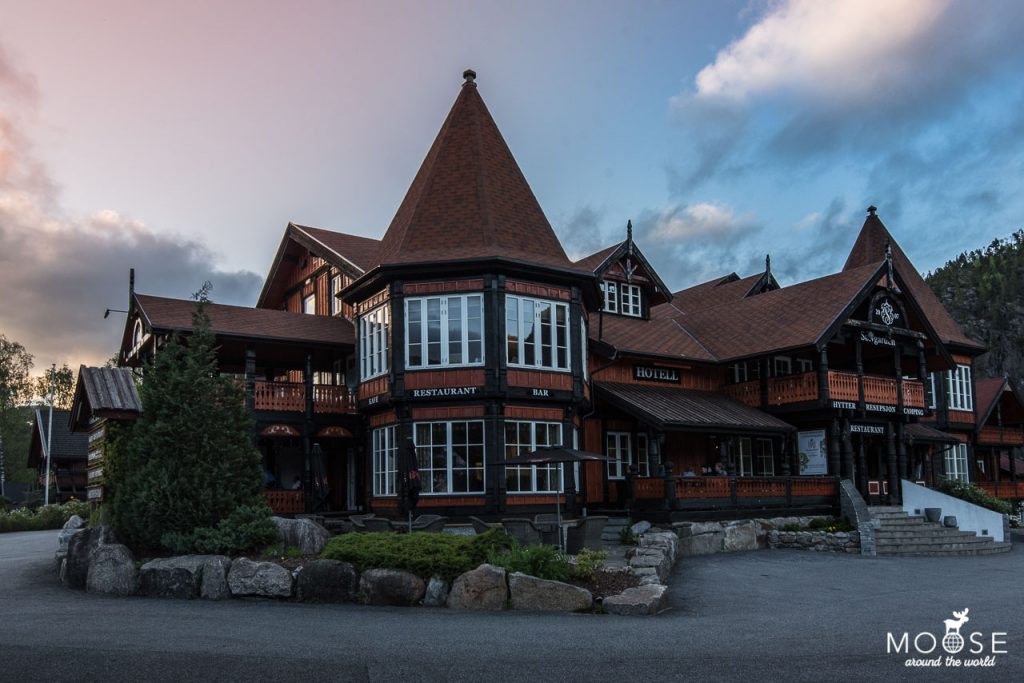 Sølvgarden Hotell - Moose around the world