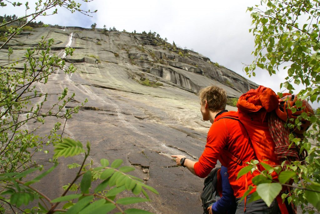 Emil ready to climb in Setesdal Southern Norway. Photo: Emil Meade